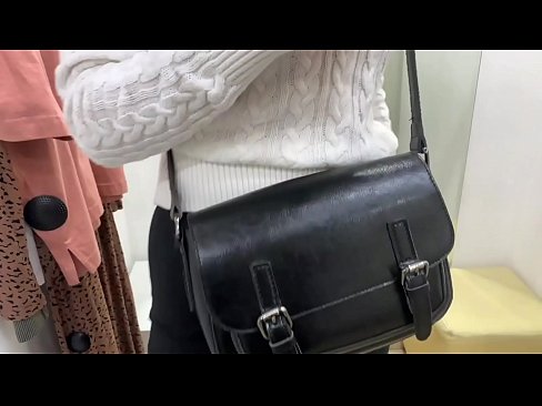 ❤️ Masturbación pública de la joven zorra FeralBerry con un consolador en el probador ❤ Porno fb en es.markettass.ru ❌️